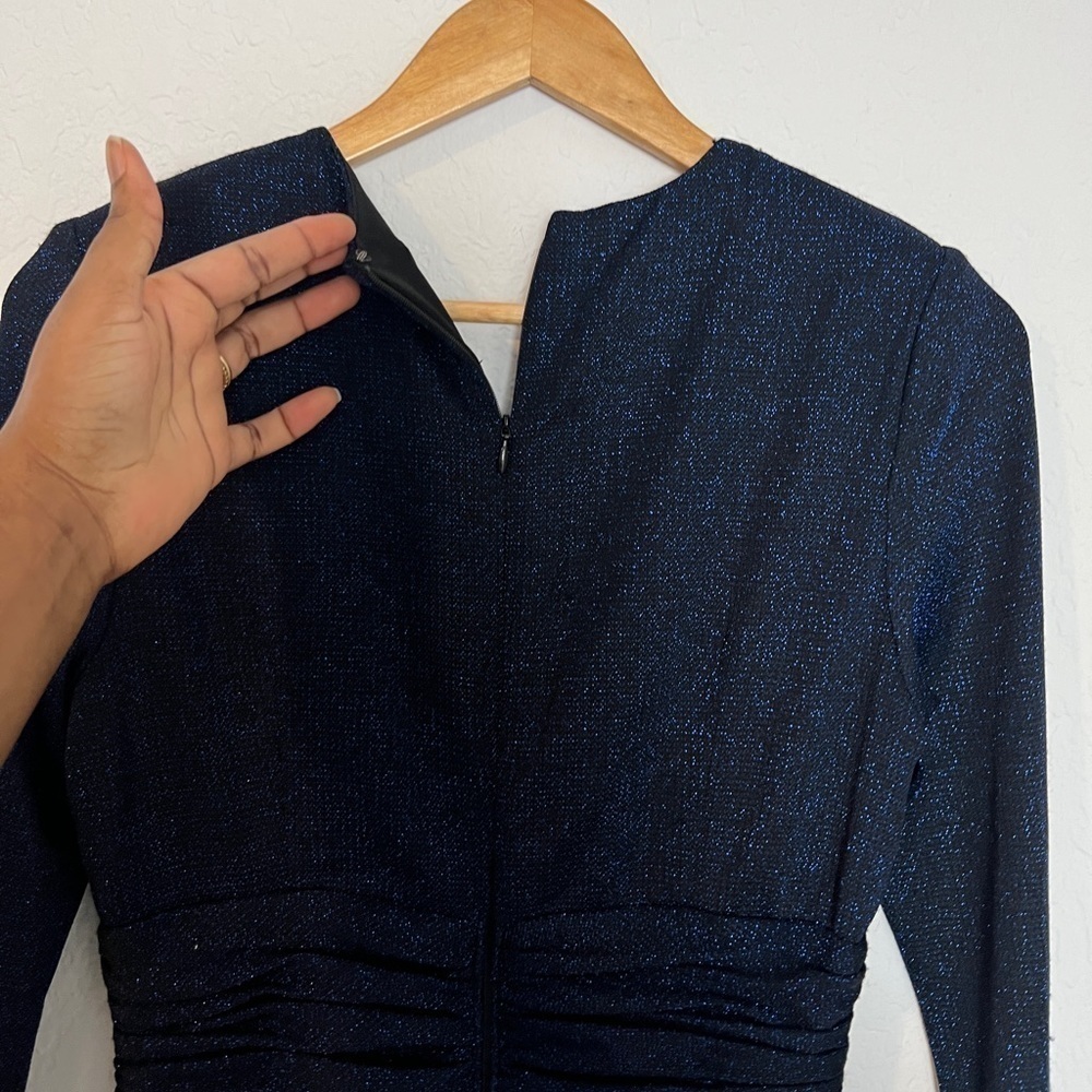 Aidan Mattox V-Neck Long Sleeve Knit Gown - Picture 9 of 11